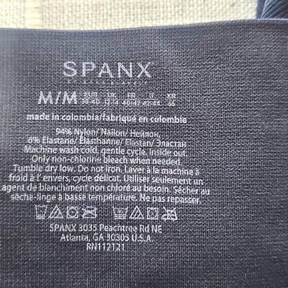 NWT Spanx Black Camo Legging, Size M - Picture 4 of 9